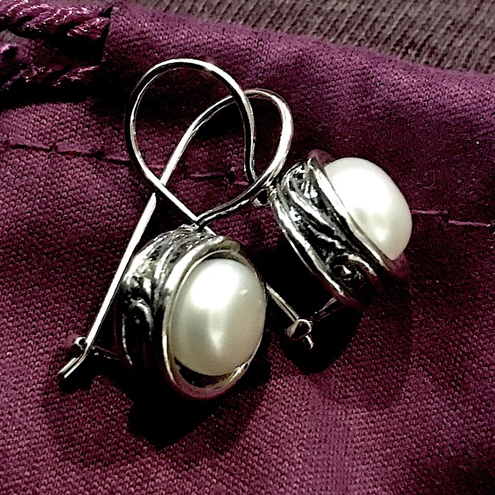 SILPADA Modern Fairytale Sterling Silver Freshwater Pearl Drop Dangle Earrings
